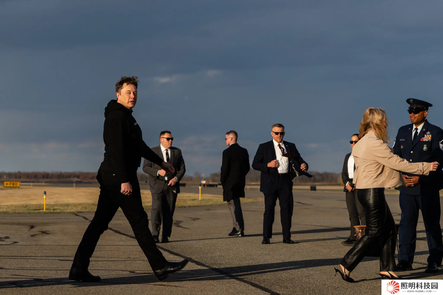 歐盟被曝將重罰馬斯克旗下 X 平臺，預計金額超 10 億美元